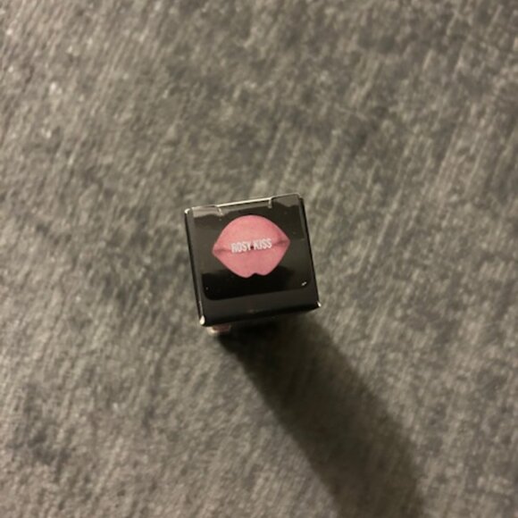 Huda Beauty Lip Blush - Rosy Kiss - NWT - Picture 4 of 4